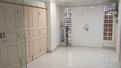 Rumah Area Luxury Tanjung Duren, Jakarta Barat - Harga Menarik 6,2 Miliar