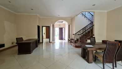 Kesempatan Eksklusif, rumah Prestisius di Pantai Indah Kapuk, Jakarta Utara, LB 432m²