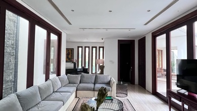 Hunian Elegan di Pondok Indah, Jakarta Selatan, 4 KT, LT 408m²