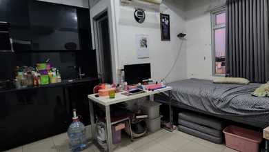 Jual Unit Apartemen Siap Ditempati 2BR Semi Furnished Kondisi Baik