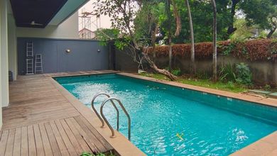 Hunian Mewah di Pondok Indah, Jakarta Selatan, 6 KT, LT 838m²