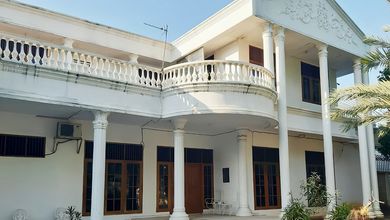 Rumah Area Premium Duren Sawit, Jakarta Timur - Harga Menarik 17 Miliar