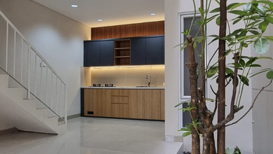 Promo Rumah di Duri Kepa, Jakarta Barat, LB 147m², Harga 2,35 Miliar
