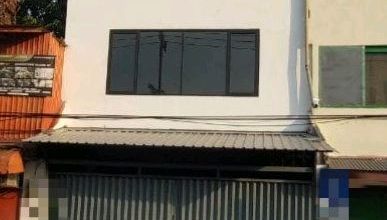 Dijual Ruko Jl. Raya Peneleh 3 Lantai Baru Renovasi
