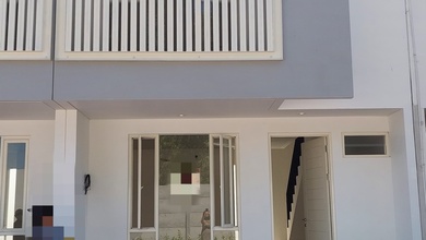 Rumah Dijual di Wiyung, Surabaya, LB 82m², Harga Kompetitif!