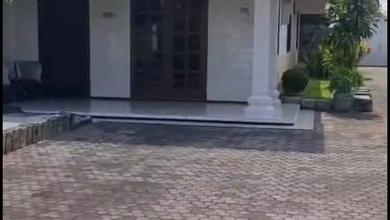 Dijual rumah Eksklusif di Petemon, Surabaya - LT 1170m²