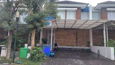 For Sale rumah Mewah di Wiyung, Surabaya - LT 191m²