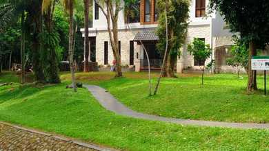 Hunian Elegan di BSD Puspita Loka, Tangerang, 4 KT, LT 343m²