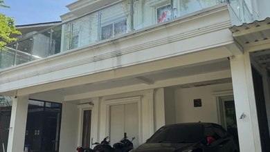 Rumah Dijual di Ciputat Timur, Tangerang Selatan, LB 220m², Harga Kompetitif!