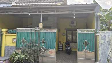 Rumah Favorit di Bekasi Kota, Bekasi, 2 KT, Harga 1 Miliar