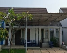 Jual Rumah Strategis di Suvarna Sutera, Tangerang - LT 136m²
