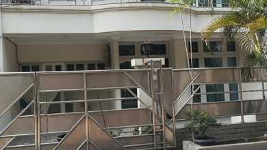 Kesempatan Eksklusif, rumah Mewah di Green Ville, Jakarta Barat, LB 224m²