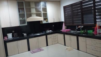 Rumah Mewah di Kawasan Tamansari, Jakarta Barat, LB 274m², Harga 5,5 Miliar