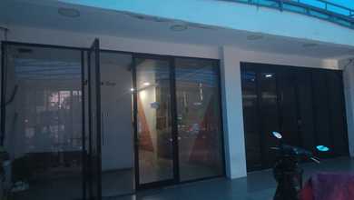 Di Sewakan /di Jual Ruko Pinggir Jalan Raya Kelapa Gading