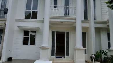 Rumah Sewa Nyaman Lokasi BSD Vanya Park, Tangerang, LB 75m²