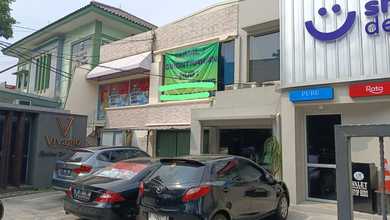 Bangunan Commercial di Lokasi Strategis Jl Gunawarman Jaksel