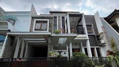 Rumah Area Luxury Tanjung Barat, Jakarta Selatan - Harga Terbaik 4,8 Miliar