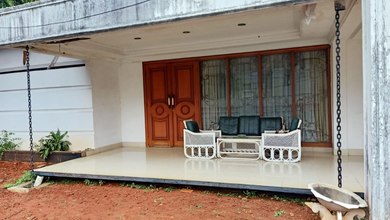 Rumah Mewah di Tebet, Jakarta Selatan, 4 KT, LT 565m²