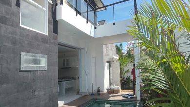 Jual Rumah Siap Huni di Nusa Dua, Badung, LT 166 m2