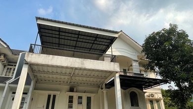 Rumah Mewah di Kawasan Citra Grand, Jakarta Timur, LB 450m², Harga 2,75 Miliar