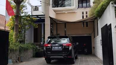 Rumah Strategis untuk Disewakan di Menteng, Jakarta Pusat, Harga 700 Juta /tahun