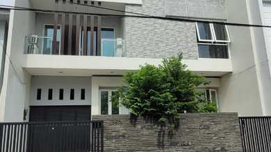 Penawaran Eksklusif, rumah Prestisius di Kelapa Gading, Jakarta Utara, LB 495m²
