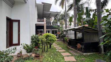 For Sale rumah Eksklusif di Kelapa Gading, Jakarta Utara - LT 373m²