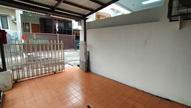 Jual Rumah Nyaman di Kelapa Gading, Jakarta Utara - LT 120m²