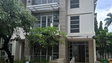 Rumah Area Luxury Pluit, Jakarta Utara - Harga Menarik 9 Miliar