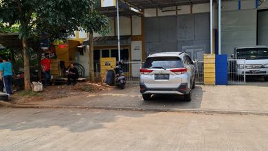 Disewakan Gudang Taman Tekno Sektor 11 Bsd Luas 600m