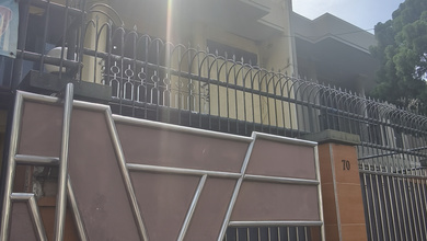 Penawaran Eksklusif, rumah Mewah di Daan Mogot, Jakarta Barat, LB 235m²