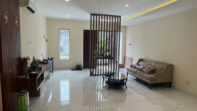 Rumah Elegan di Pantai Indah Kapuk, Jakarta Utara, 4 Kamar Tidur, LT 120m²