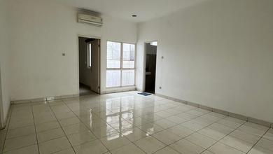 Penawaran Langka, rumah Mewah di Cengkareng Barat, Jakarta Barat, LB 256m²