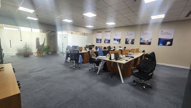 Disewakan Office Gold Coast Pik, 190M2, Sudah Renov