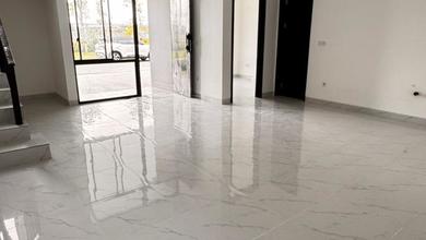 Dikontrakkan Rumah Murah di Pantai Indah Kapuk 2, Jakarta Utara, LT 120m²