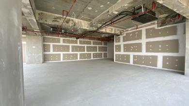 Dijual Office Gold Coast Pik Luas 167m2, City View