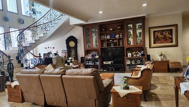 Hunian Elegan di Bintaro, Tangerang Selatan, 6 Kamar Tidur, LT 600m²