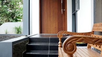 For Sale rumah Eksklusif di Karawaci, Tangerang - LT 200m²