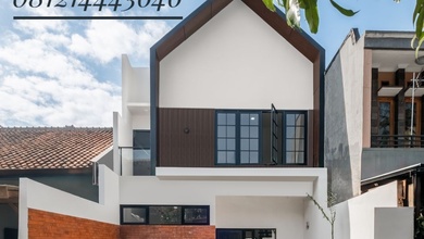 Kesempatan Rumah di Antapani, Bandung, LB 160m², Harga 2,2 Miliar