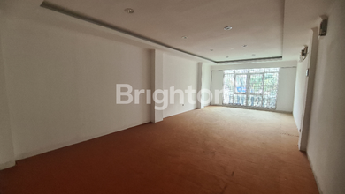 Disewakan Ruko 4 Lantai Di Prof Dr Soepomo Tebet Lokasi Strategis