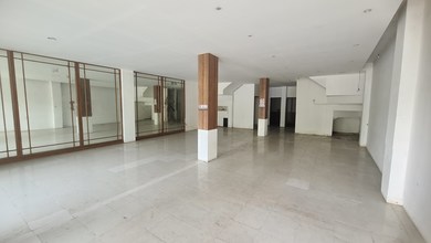 Ruko Gandeng 3 Lantai Puri Pesanggrahan Parkir Luas Area Komersil