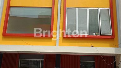 RUKO 3,5 LANTAI FATMAWATI PARKIR LUAS SIAP HUNI