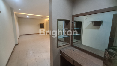 RUKO 4 LANTAI SEMI FURNISHED EX KANTOR DI RADIO DALAM DEKAT PONDOK INDAH