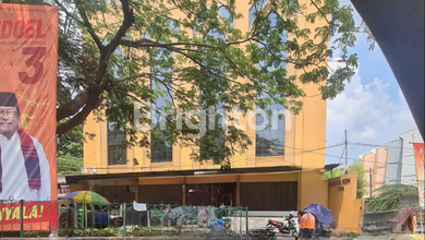 RUKO GANDENG 6 LANTAI TANAH ABANG LOKASI STRATEGIS SIAP HUNI