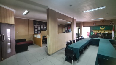 Ruko Gandeng Tanjung Duren 4 Lantai Parkir Luas Zona Komersil