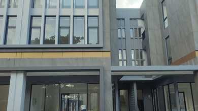 RUKO 3 LANTAI BARU SOHO DERLEY BSD HADAP JALAN SIAP HUNI DEKAT SEKOLAH