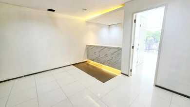 RUKO 4 LANTAI RADIO DALAM SUDAH RENOVASI HADAP JALAN SIAP HUNI