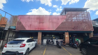 RUKO GANDENG 3 FATMAWATI EX RESTAURANT LOKASI KOMERSIL STATEGIS PARKIR LUAS