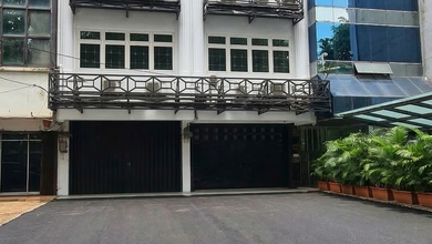 Ruko Gandeng 4 Lantai Permata Hijau Siap Huni Dekat Senayan