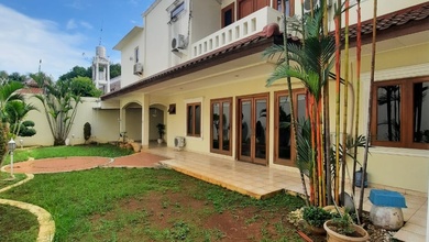 Jual Segera Rumah Elit di Serpong Villa Melati Mas, Tangerang Selatan, Luas 782 m2